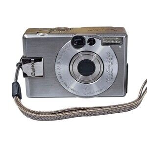 Canon PowerShot S330 Digital Camera ELPH 2.0 MP WITH BATTERY AND TESTED!!